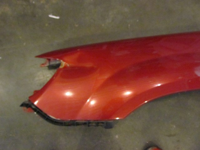 2006 Subaru Forester XT LH Driver Fender (DAMAGED)