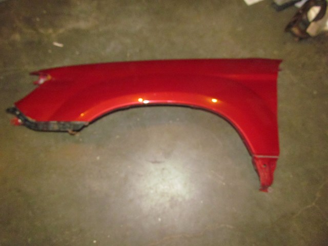 2006 Subaru Forester XT LH Driver Fender (DAMAGED)