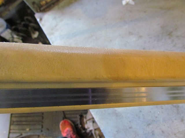 2006 Subaru Forester XT Front LH Driver Door Sill 94060SA090