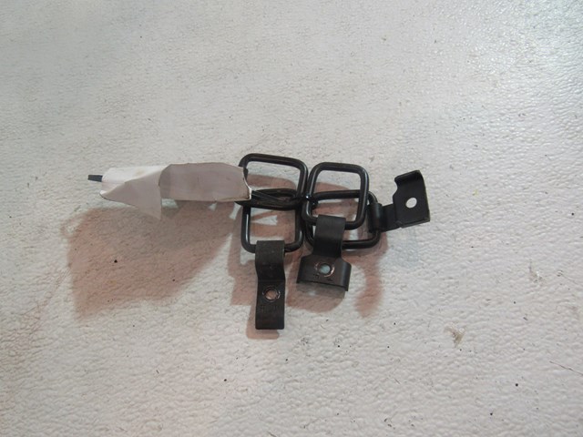 2006 Subaru Forester XT Cargo Tie Down Hooks (4)
