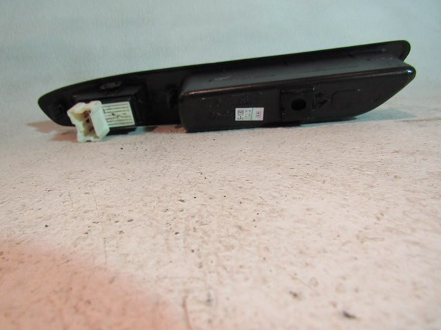 04 05 06 Subaru Forester XT Rear LH Driver Door Switch w/Trim