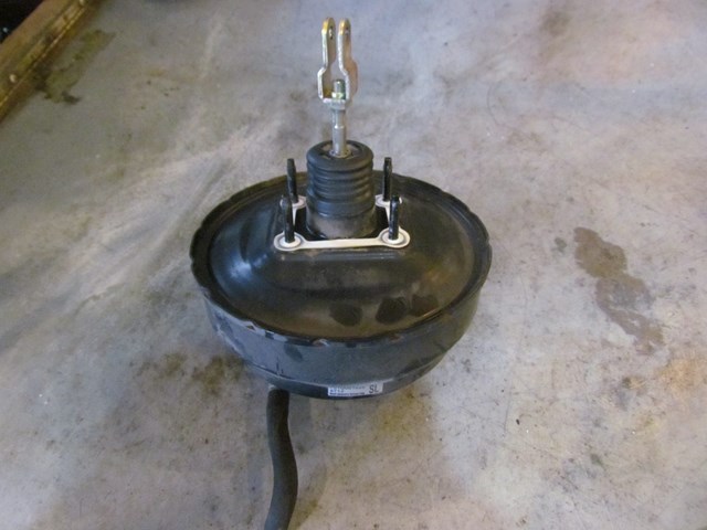 2006 Subaru Forester XT Power Brake Booster F01G061025