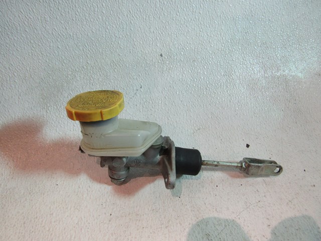 2004-2006 Subaru Forester XT Clutch Master Cylinder OEM