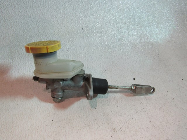 2004-2006 Subaru Forester XT Clutch Master Cylinder OEM