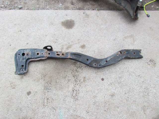 2006 Subaru Forester XT RH & LH Front Subframe Braces