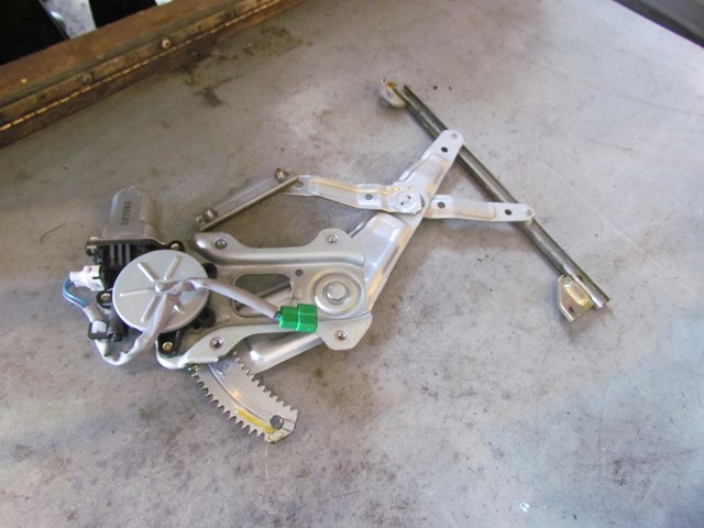 2006 Subaru Forester XT Rear RH Pass Window Motor & Regulator