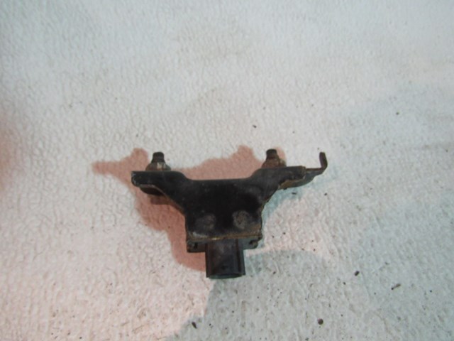 2006 2007  Subaru Forester XT RH Pass Impact Sensor 98231SA020
