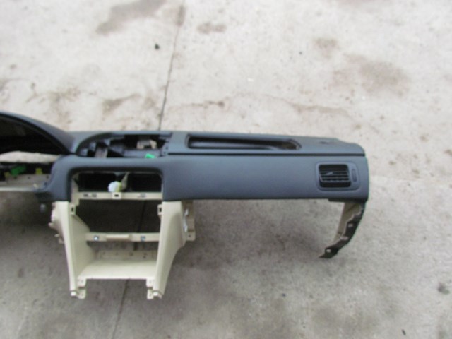 2006 Subaru Forester XT Dash Board -Tan