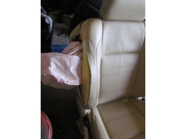 2006 Subaru Forester XT Front RH Seat-Heated Leather-Blown Bag