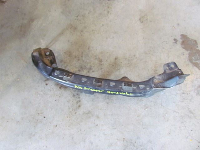 2006 Subaru Forester XT RH Passenger Headlight Bracket 