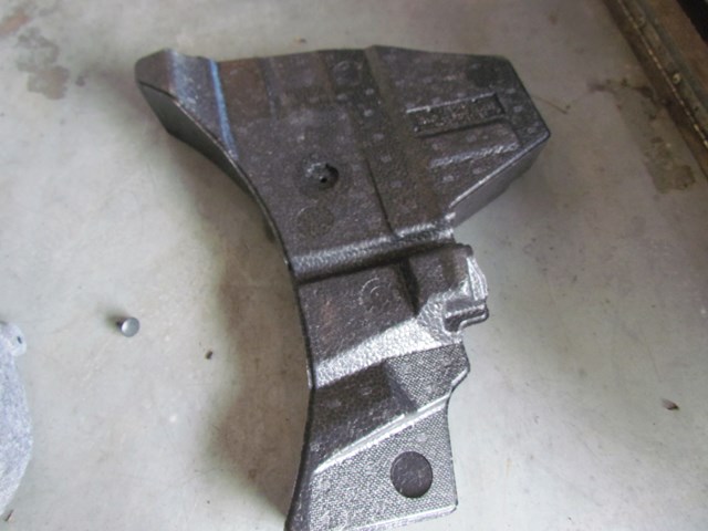 2013 Scion FR-S RH Passenger Trunk Spacer w/Tools 95086CA020