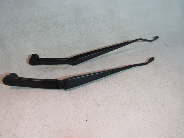 2013 Scion FR-S Windshield Wiper Arm Set RH & LH