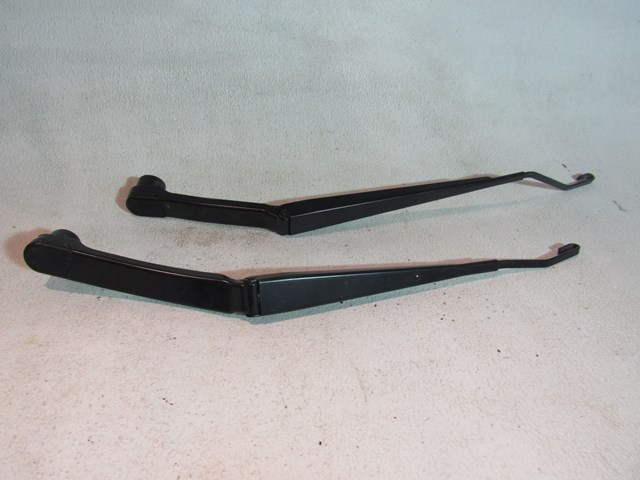 2013 Scion FR-S Windshield Wiper Arm Set RH & LH
