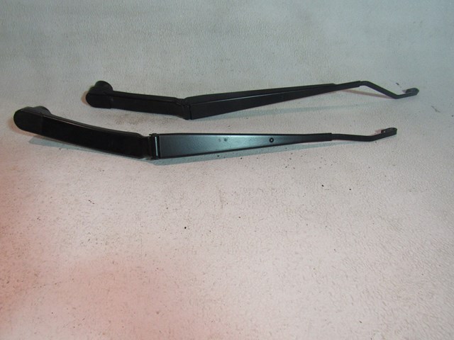 2013 Scion FR-S Windshield Wiper Arm Set RH & LH