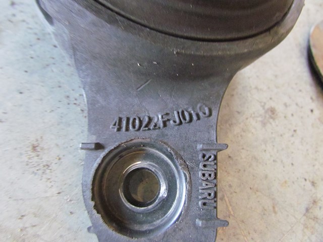 2013 Scion FR-S RH Passenger Engine Mount