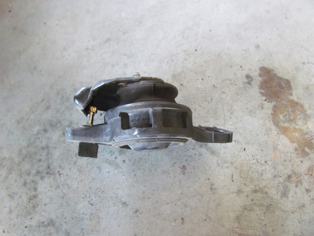 2013 Scion FR-S RH Passenger Engine Mount
