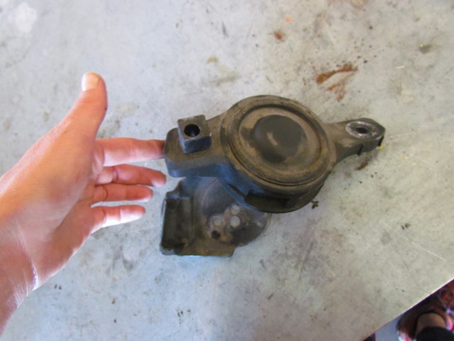 2013 Scion FR-S LH Driver Engine Mount