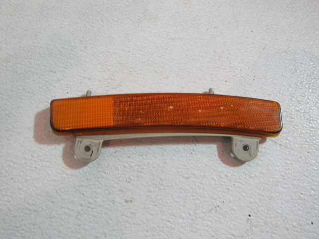2003 Nissan 350Z LH Driver Front Side Marker Reflector 