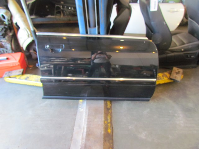 1997 Audi A8 Front RH Passenger Door Shell-See Details