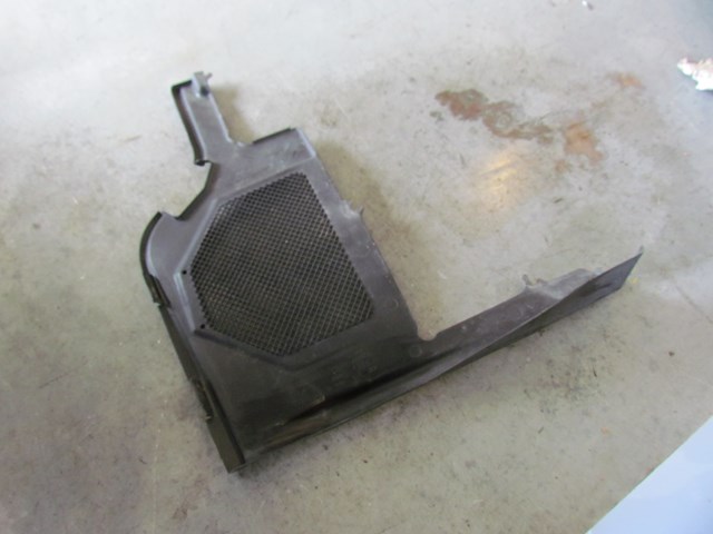 1997 Audi A8 RH Engine Bay Cowl Cover 4D1819404