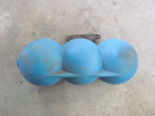 1997 Audi A8 Vacuum Accumulator Tank 443131541