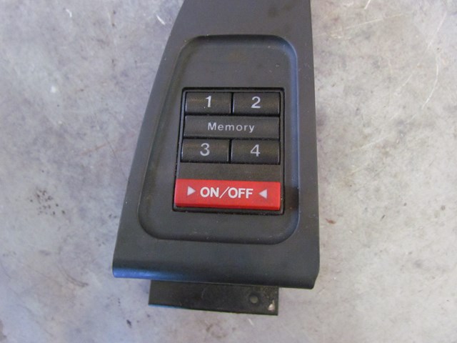 1997 Audi A8 Front LH Driver Memory Buttons 4D1867375