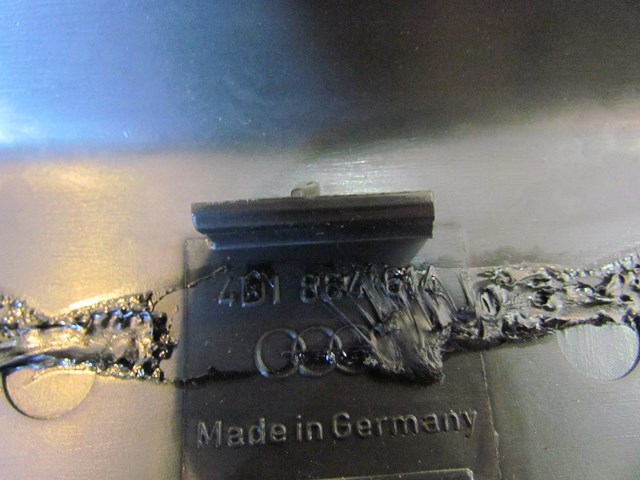 1997 Audi A8 Front RH Passenger Door Sill  4D1864614