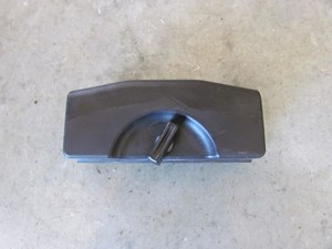 1997 Audi A8 Hazard Warning Sign Retaining Clamp OEM 8G0860285