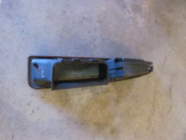 1997 Audi A8 Rear RH Passenger Door Switch 4D0959528