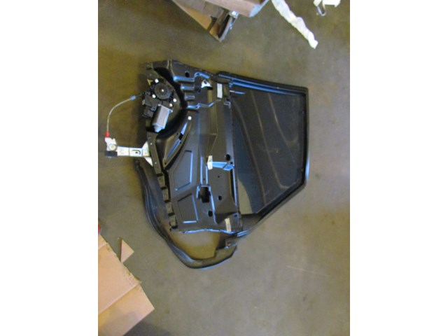 1997 Audi A8 Rear RH Door Glass, Window Frame, Motor & Reg