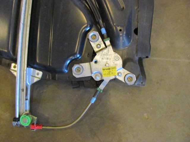 1997 Audi A8 Rear RH Door Glass, Window Frame, Motor & Reg