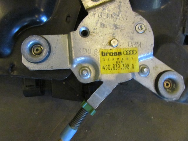 1997 Audi A8 Rear RH Door Glass, Window Frame, Motor & Reg