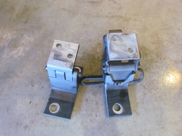 1997 Audi A8 Front LH Driver Door Hinges