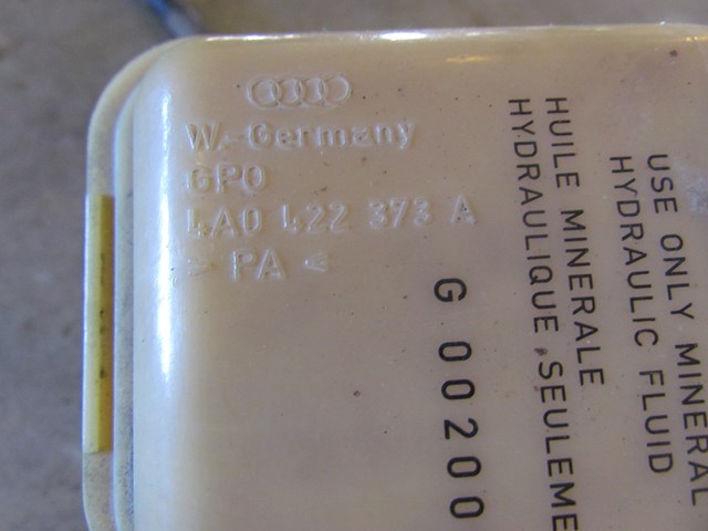 1997 Audi A8 Power Steering Fluid Reservoir 4A0422373