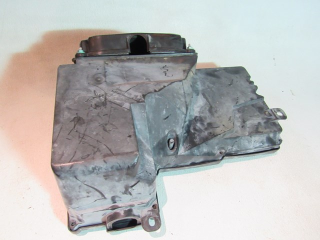 1997 Audi A8 Cowl Wire Box with Cover