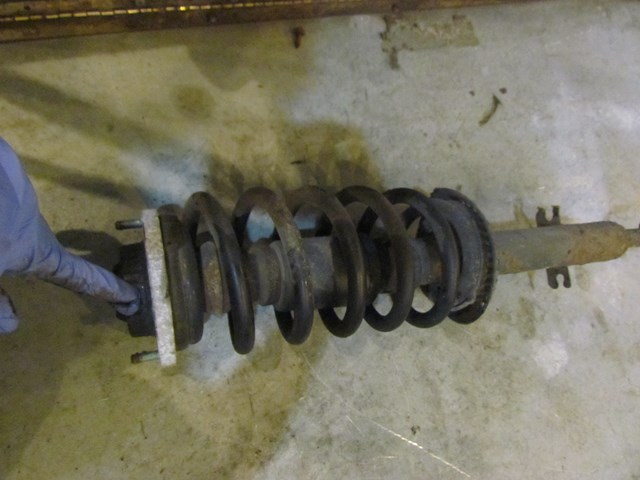 1997 Audi A8 Front RH Passenger Strut