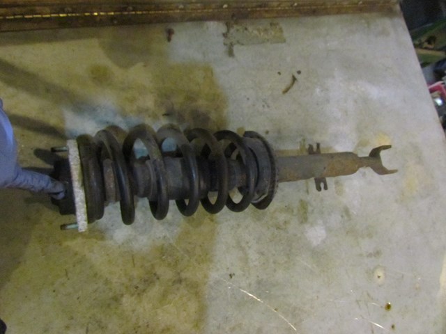 1997 Audi A8 Front RH Passenger Strut
