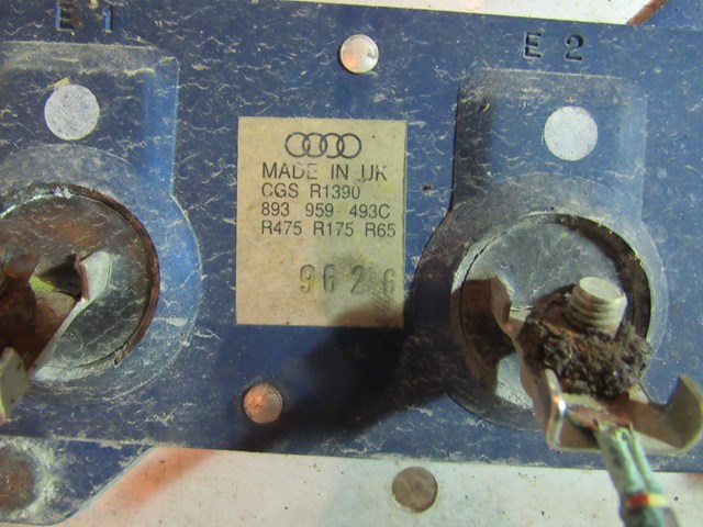 1997 Audi A8 LH Driver Headlight Bracket