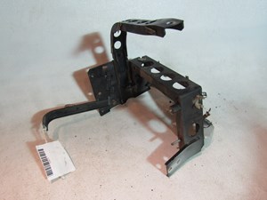 1997 Audi A8 LH Driver Headlight Bracket