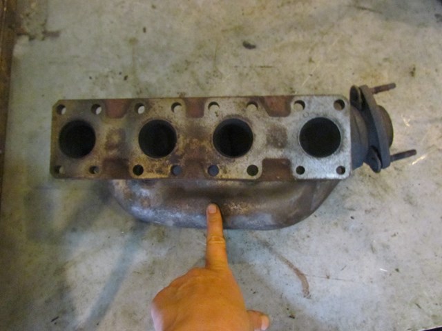 1997 Audi A8 LH Driver Exhaust Manifold