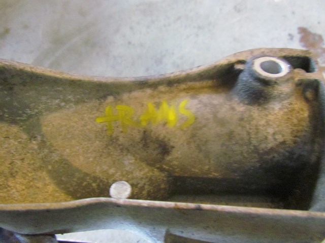 1997 Audi A8 LH Driver Transmission Bracket 4D0399114J