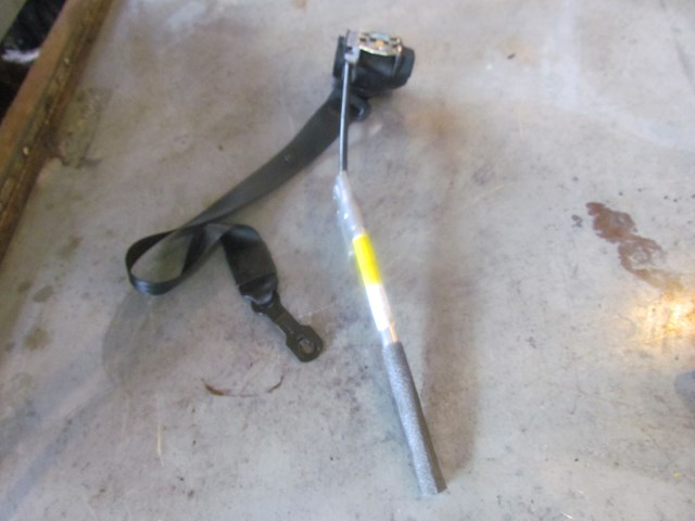 1997 Audi A8 Front LH Driver Seat Belt Retractor
