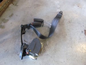 1997 Audi A8 Rear LH Driver Seat Belt & Buckle