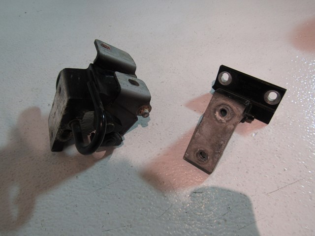 1997 Audi A8 Rear RH Passenger Door HInges