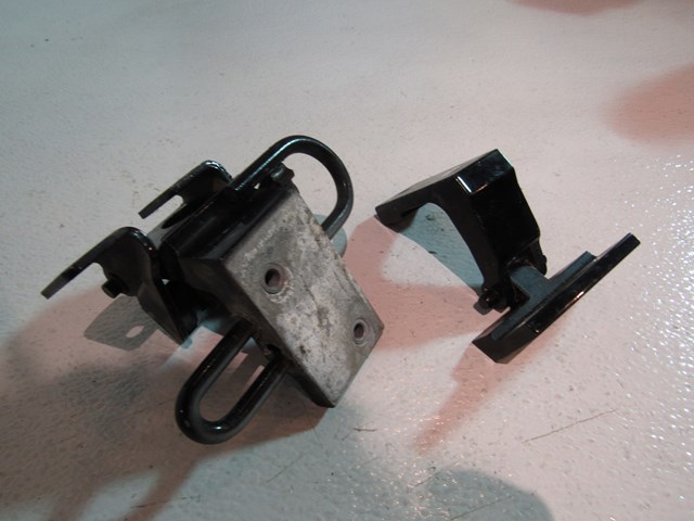 1997 Audi A8 Rear RH Passenger Door HInges
