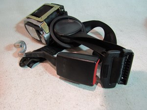 1997 Audi A8 Rear RH Passenger Seat Belt & Buckle