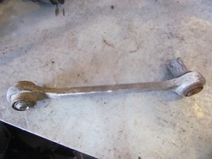 1997 Audi A8 Rear RH Pass Lower Control Arm 4D0501259F