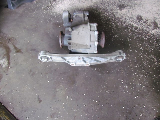 1997 Audi A8 Rear Differential Carrier Assembly
