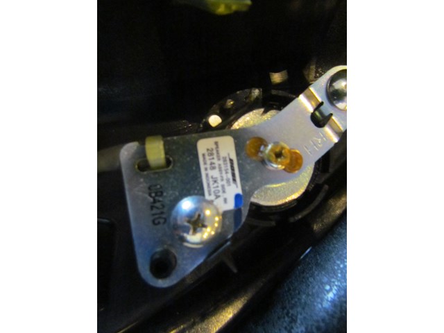 2010 Infiniti G37 Convertible RH Pass Sail Panel 28148 JK10A