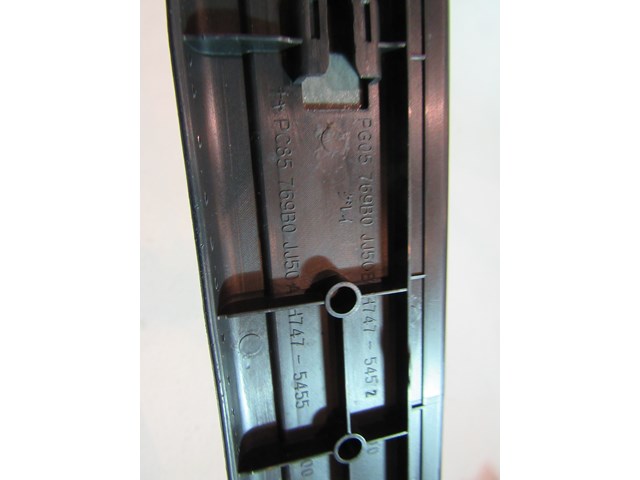 2010 Infiniti G37 Convertible RH Pass Door Sill Trim 769B0 JJ50B